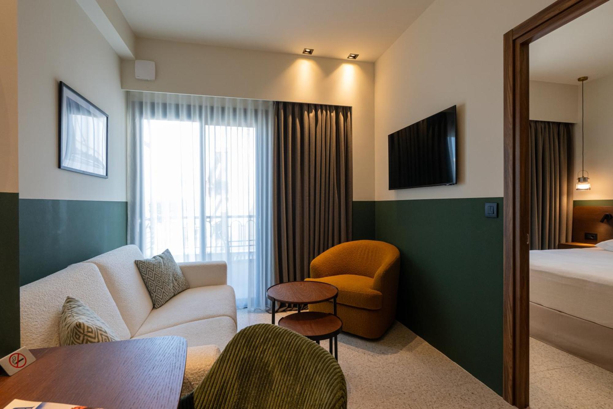 Evripidou 7 - Kalamata Mediterranean Suites Εξωτερικό φωτογραφία