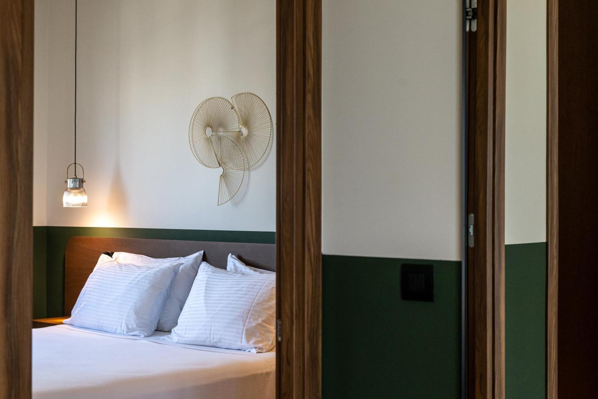 Evripidou 7 - Kalamata Mediterranean Suites Εξωτερικό φωτογραφία