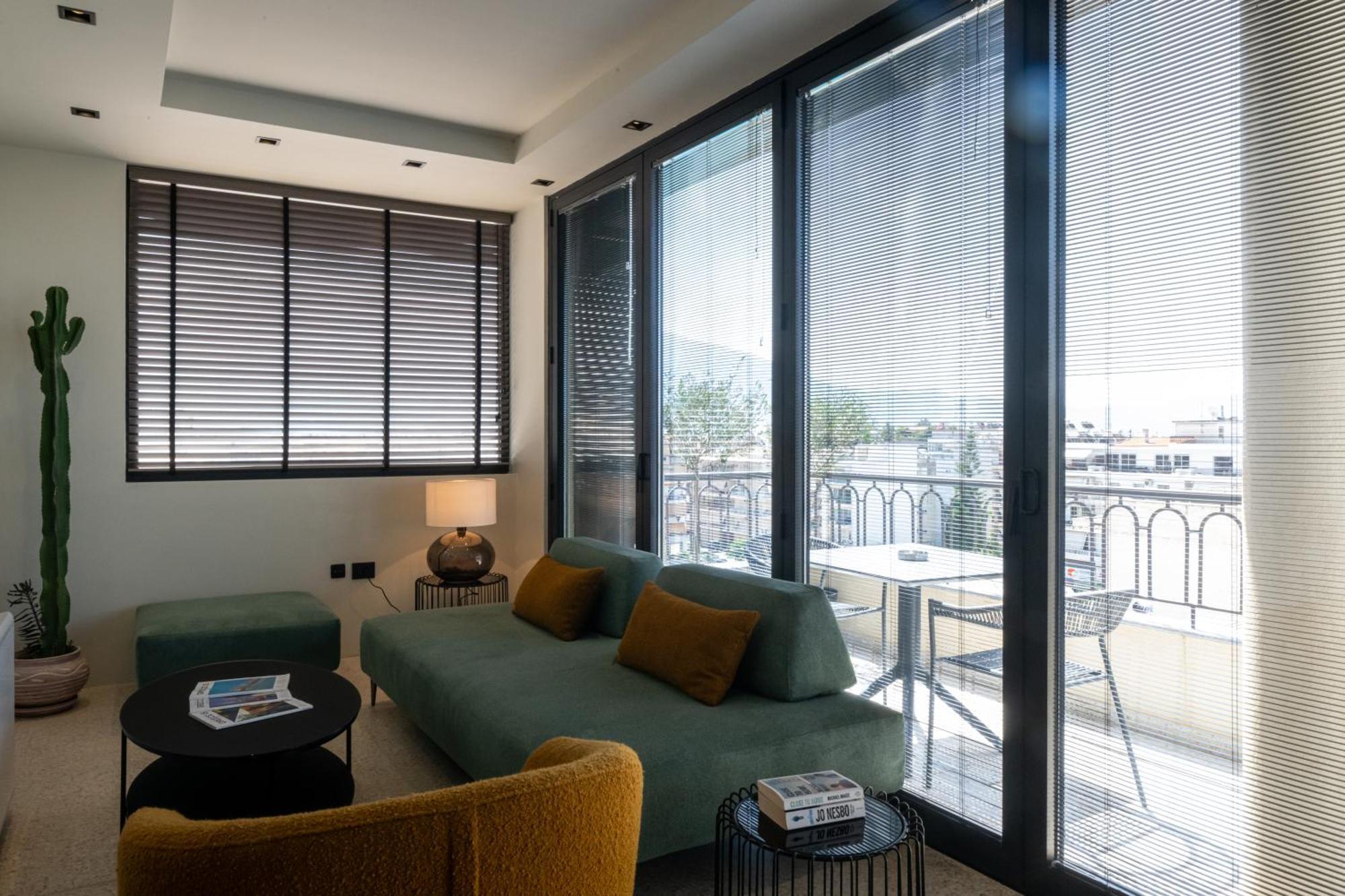 Evripidou 7 - Kalamata Mediterranean Suites Δωμάτιο φωτογραφία