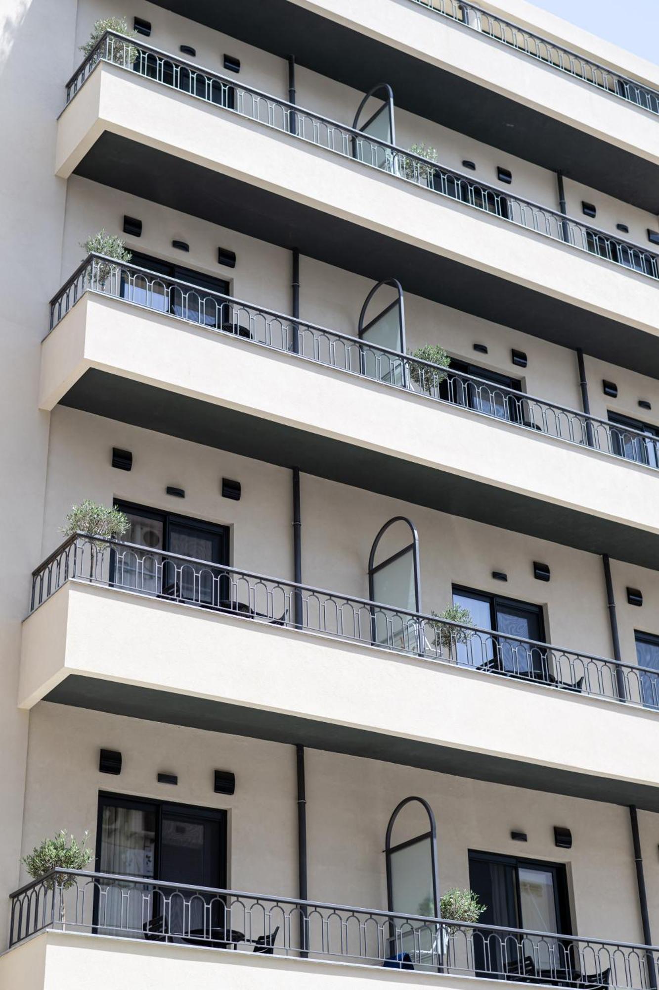 Evripidou 7 - Kalamata Mediterranean Suites Εξωτερικό φωτογραφία
